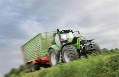 El tractor agrícola Deutz-Fahr TTV 630 muestra 224 CV